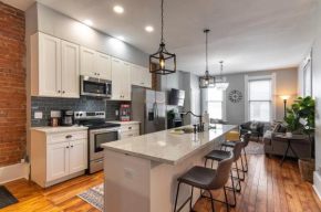 MainStrasse Village with Private Parking!!